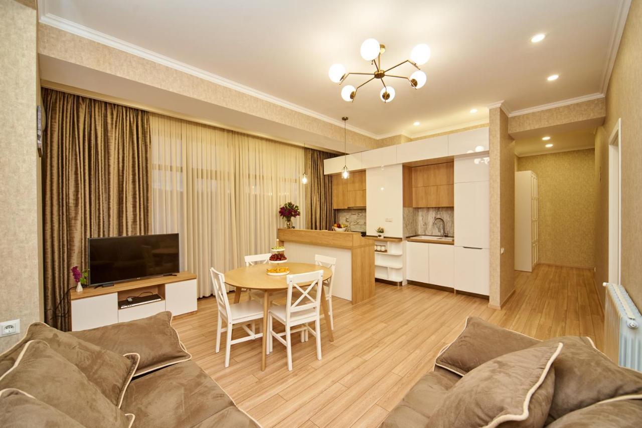 Apartment By The River Тбилиси Екстериор снимка
