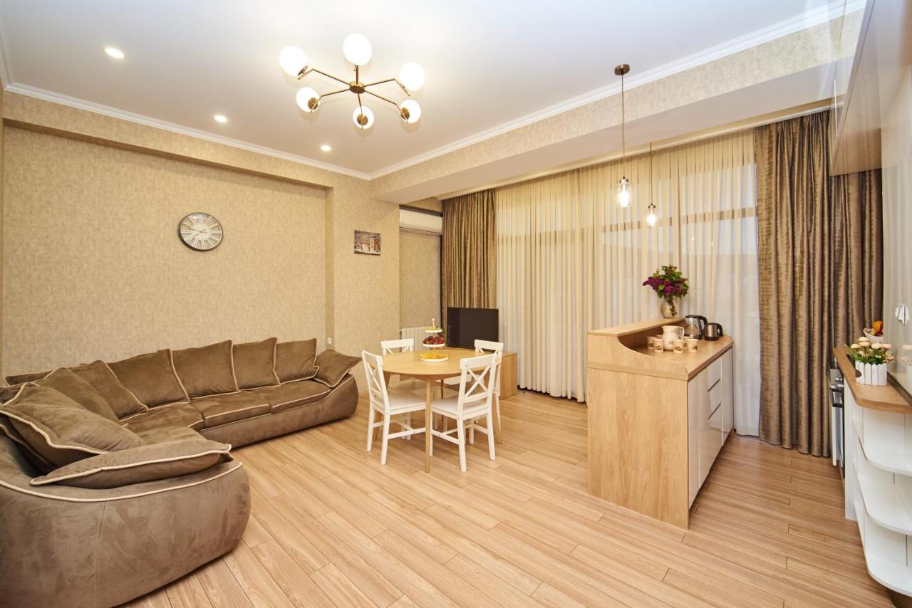 Apartment By The River Тбилиси Екстериор снимка