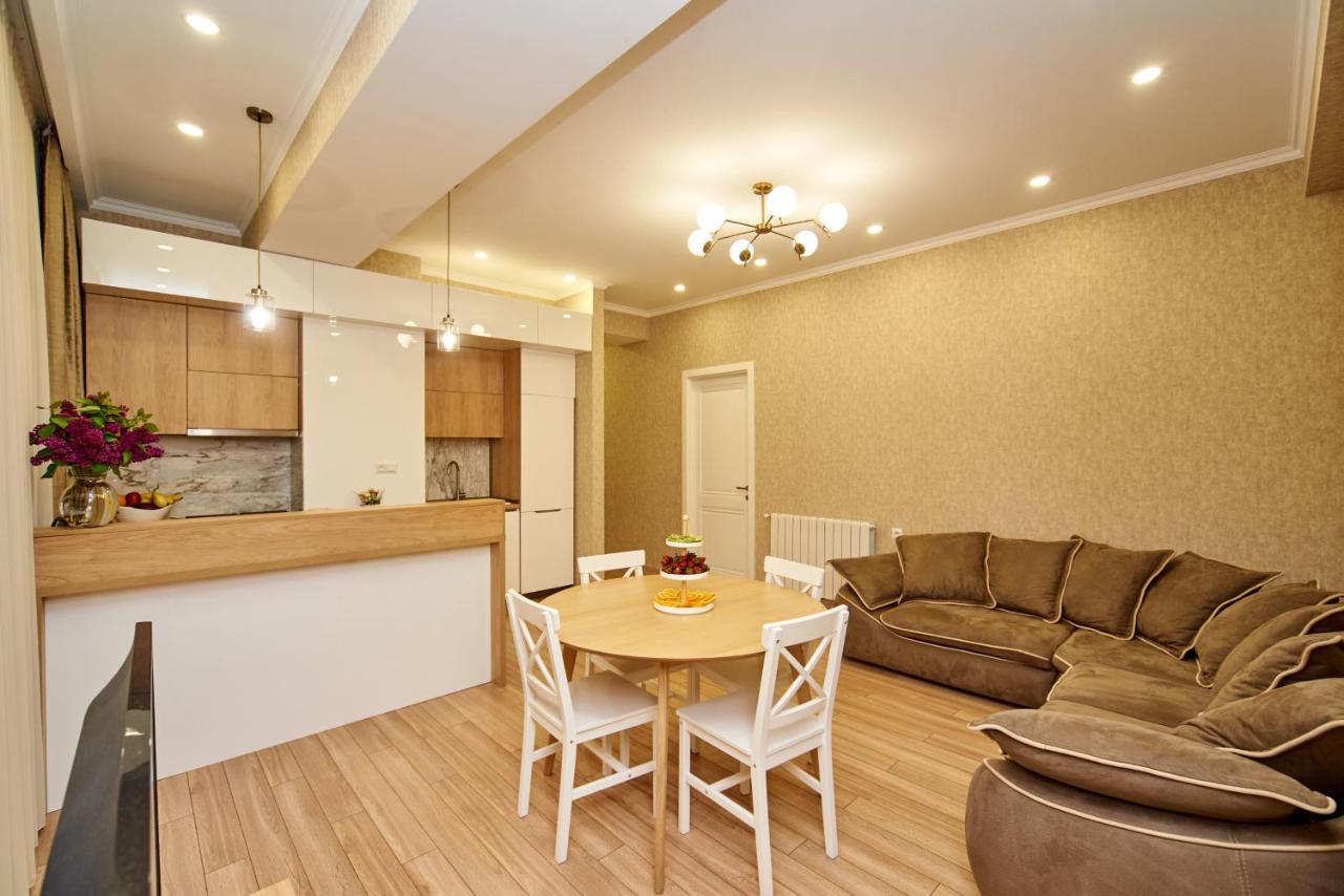 Apartment By The River Тбилиси Екстериор снимка