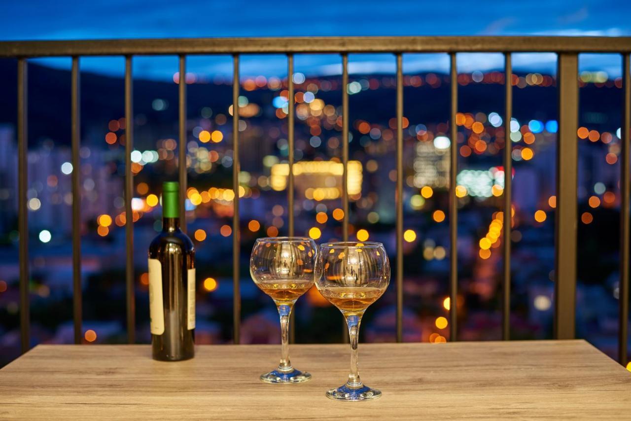 Apartment By The River Тбилиси Екстериор снимка